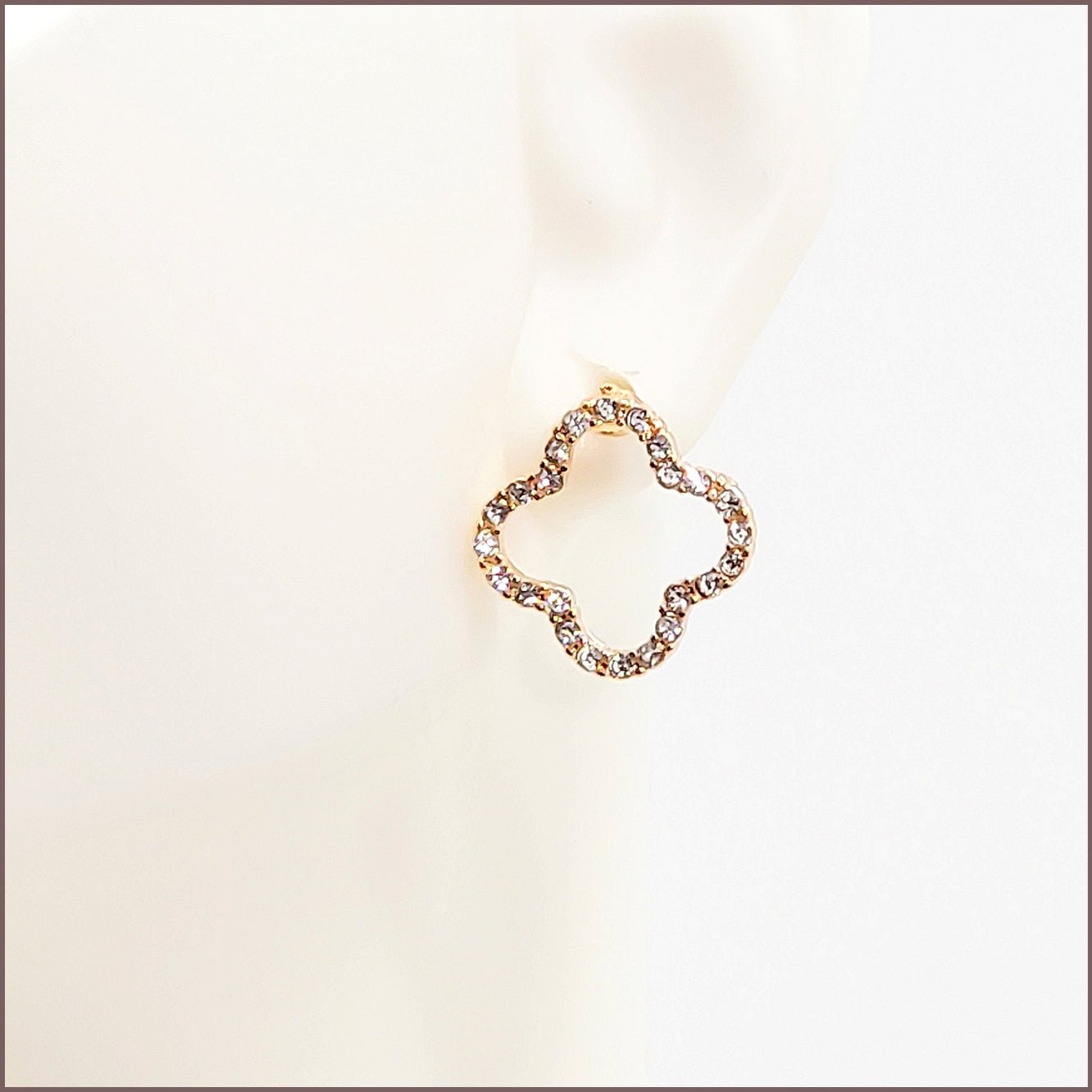 Pavé Clover Earrings