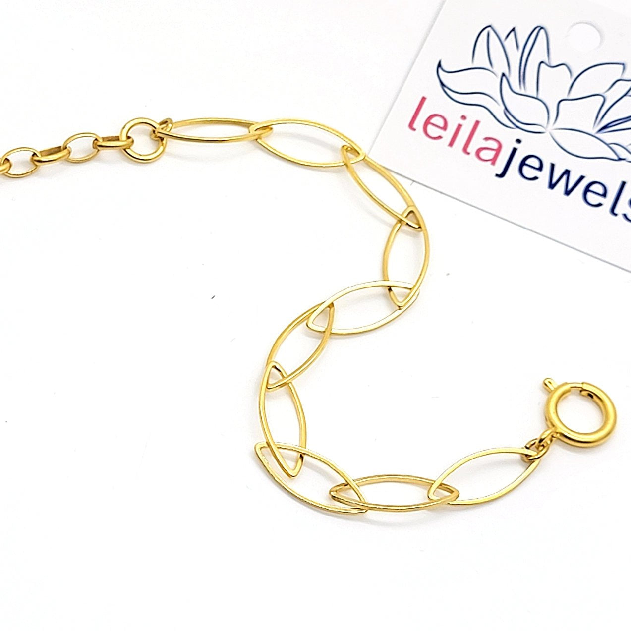 Classic Eyelet Chain Bracelet