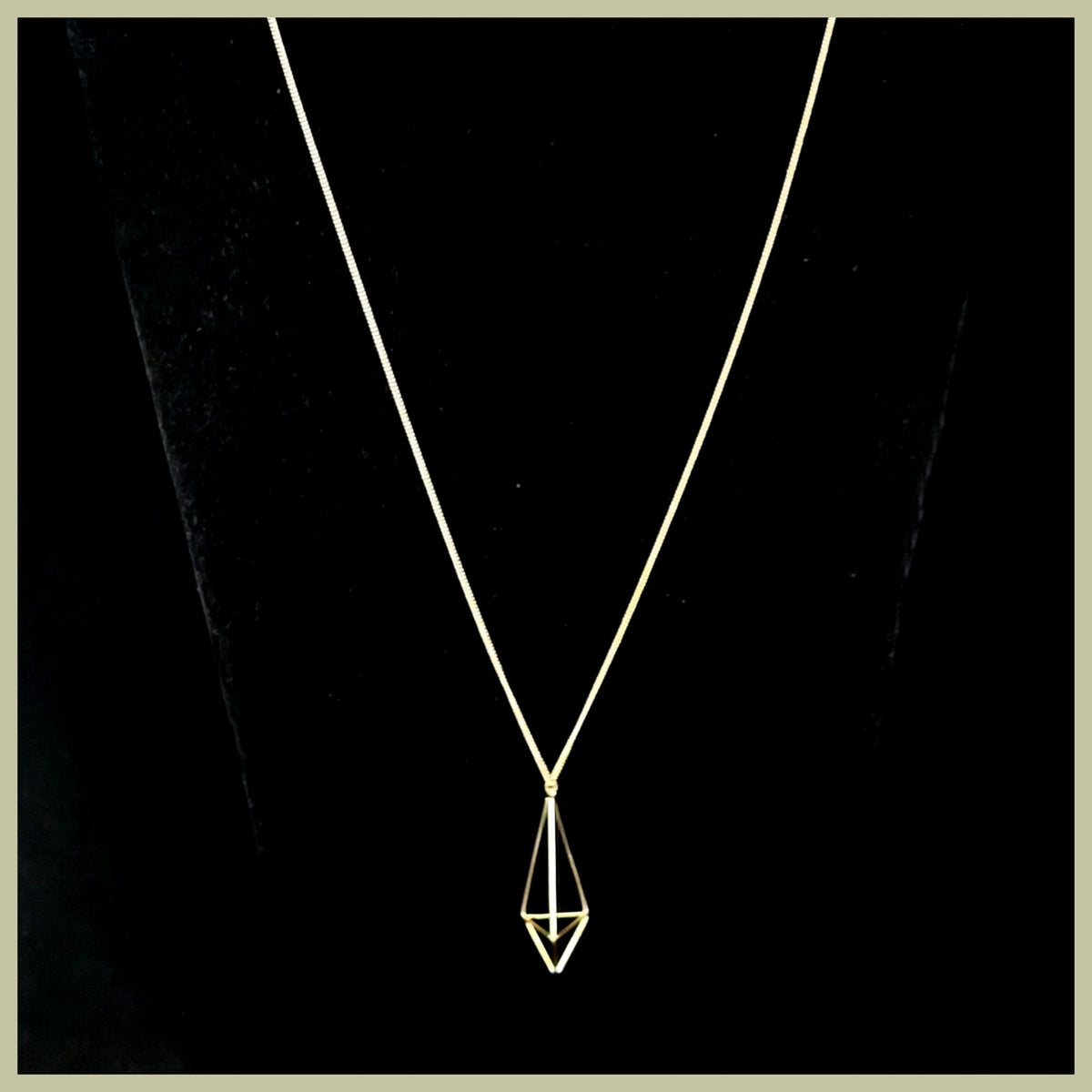 3D Diamond Necklace