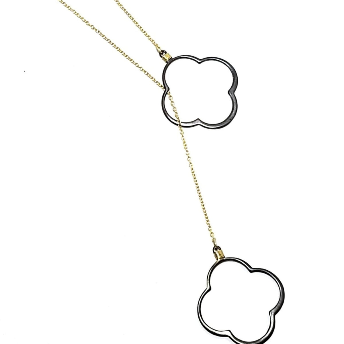 Open Clover Lariat