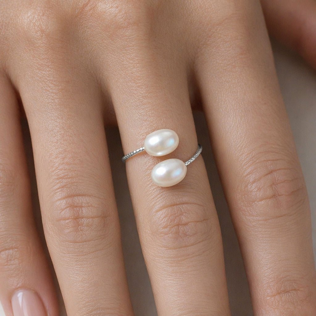 Adjustable Double Pearl Ring