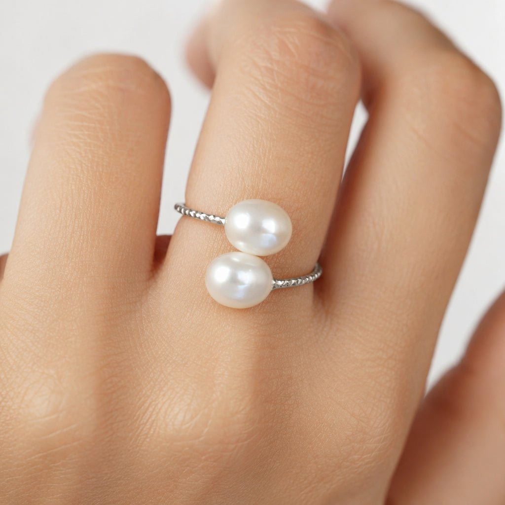 Adjustable Double Pearl Ring