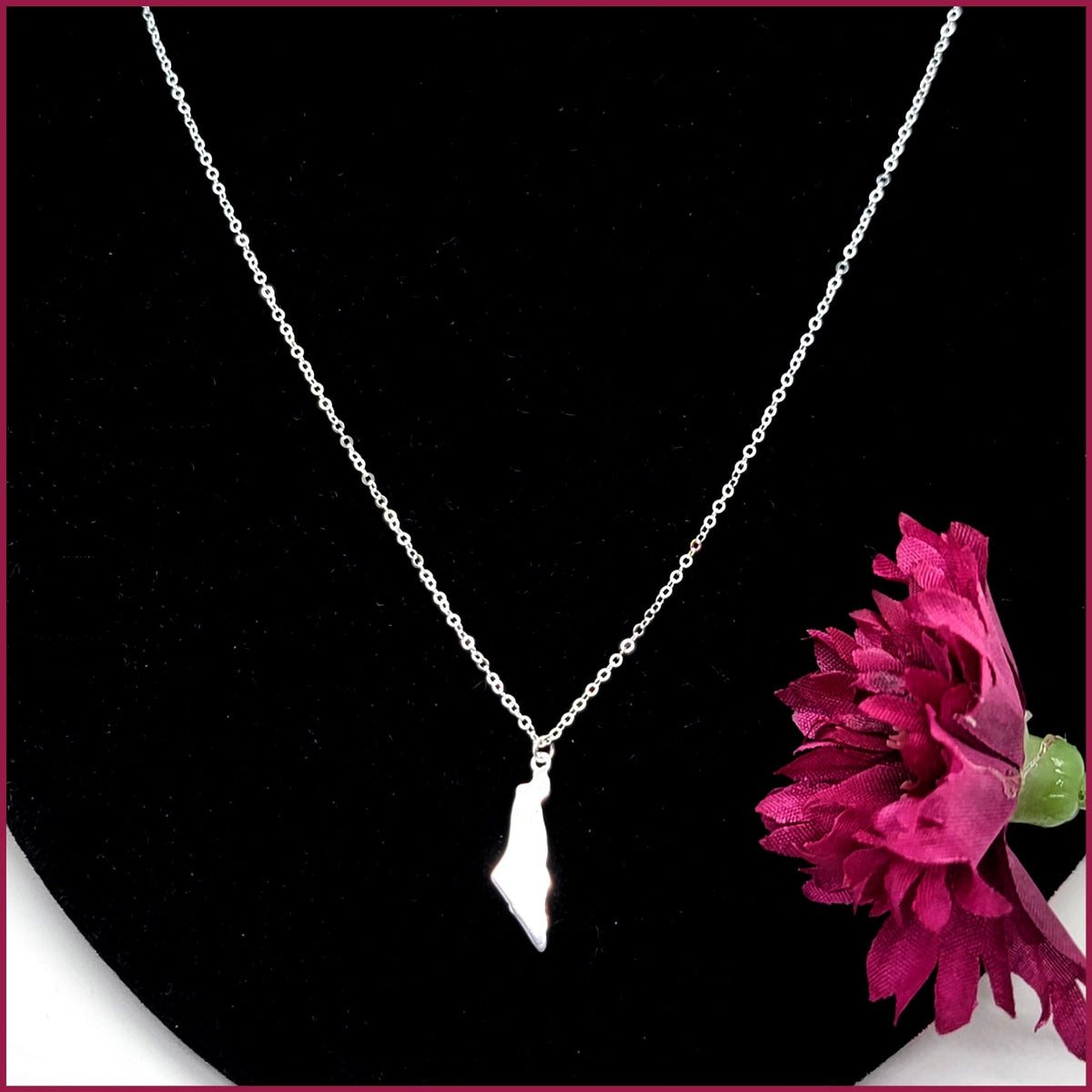 Israel Map Pendant Necklace in Silver
